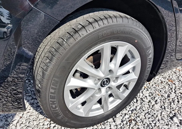 Mazda 3 cena 63900 przebieg: 80000, rok produkcji 2018 z Różan małe 781